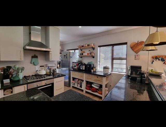 3 BEDROOM HOUSE FOR SALE IN GROOT BRAKRIVIER CENTRAL